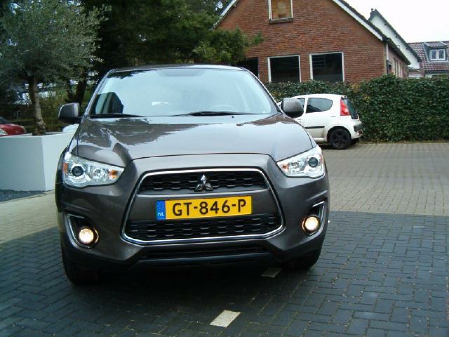 Mitsubishi-ASX-1